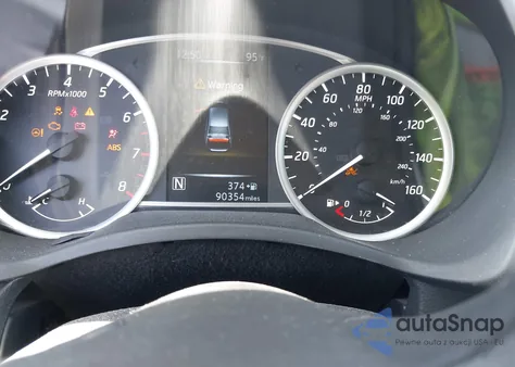 2018 Nissan Sentra S из США, поврежденный, VIN 3N1AB7AP3JY257909